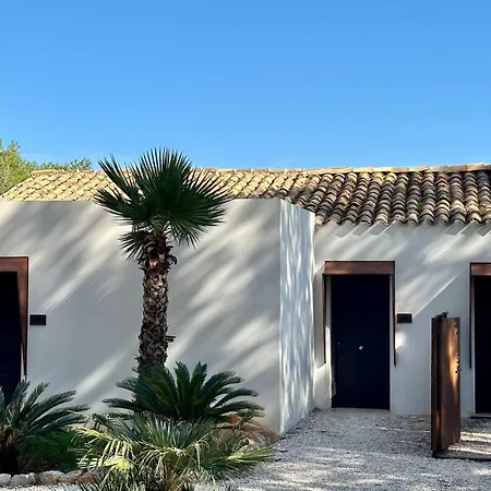 B&B Araja Villa&Suite By Geocharme-3